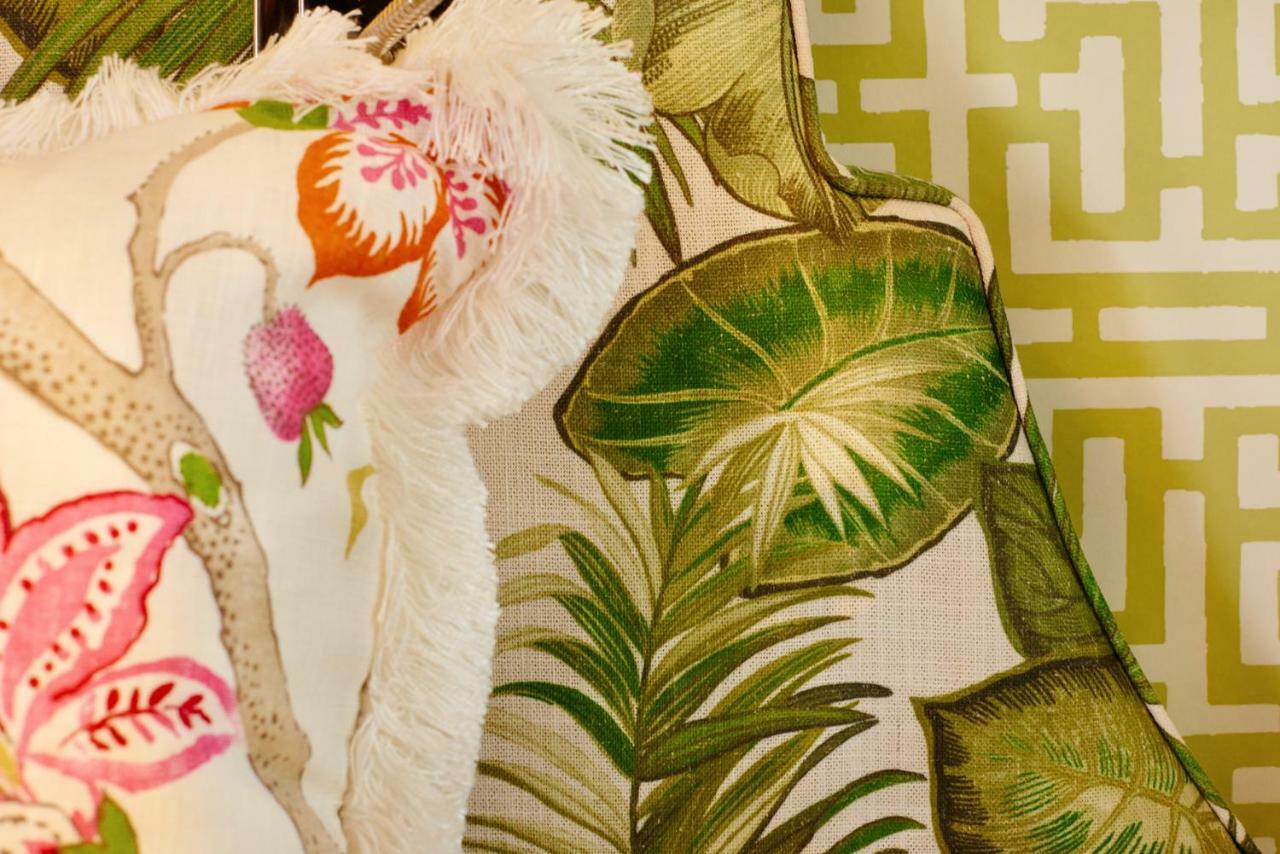 Single Room,784416162:JPEG